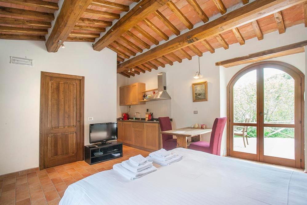 Country House Villa La Farfalla Пьетралунга Экстерьер фото